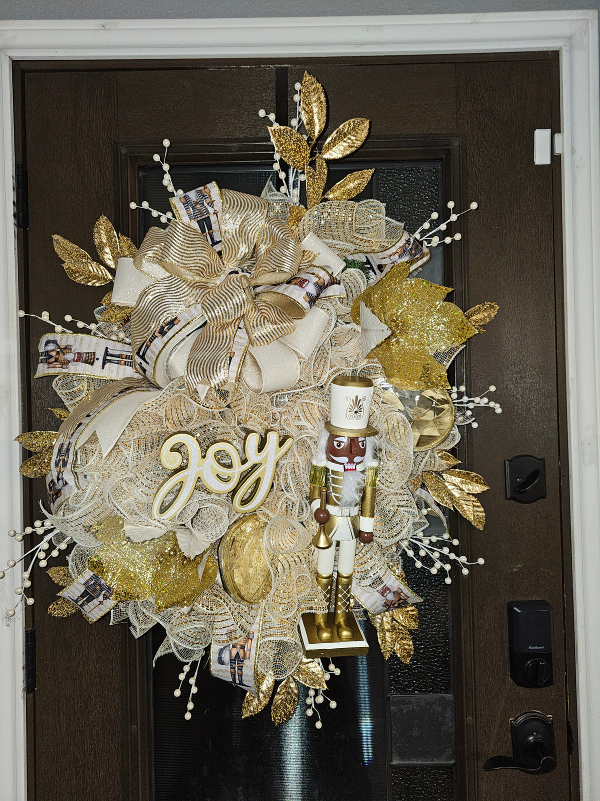 Cream and Gold Nutcracker Christmas Wreath | Luxury Holiday Décor