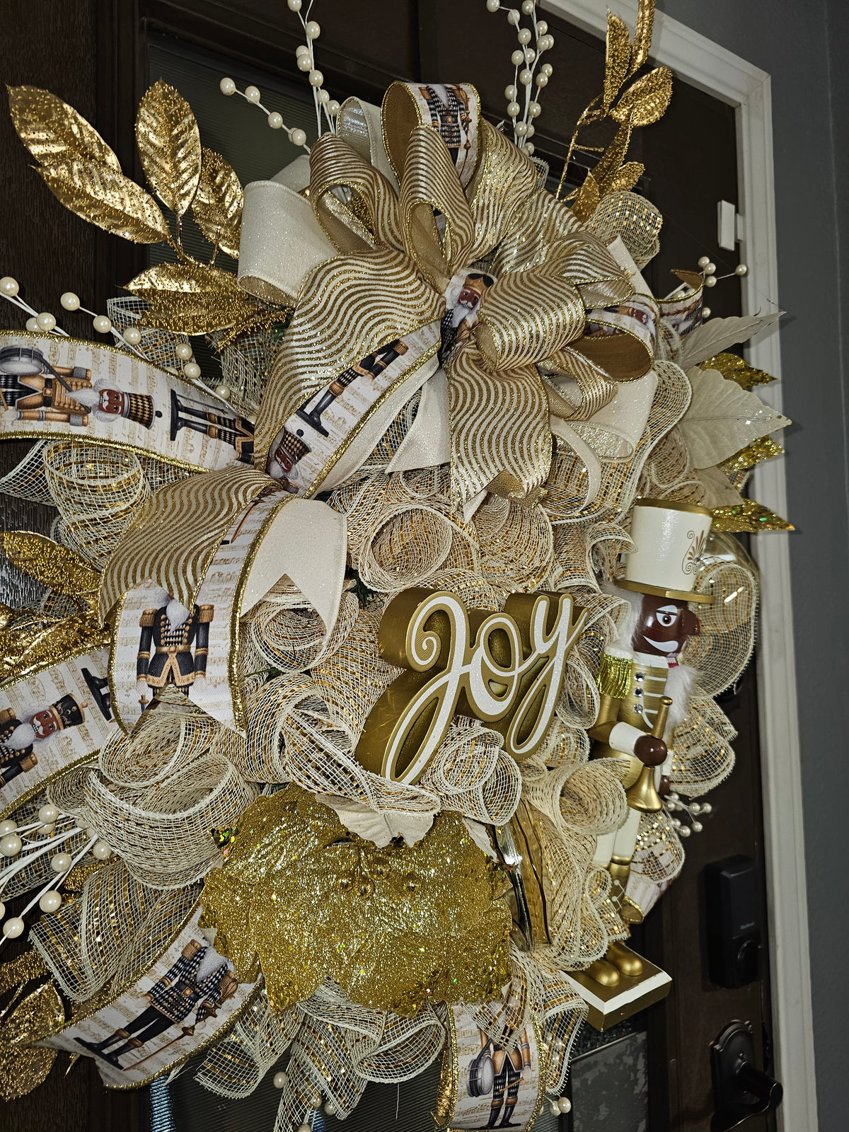 Cream and Gold Nutcracker Christmas Wreath | Luxury Holiday Décor