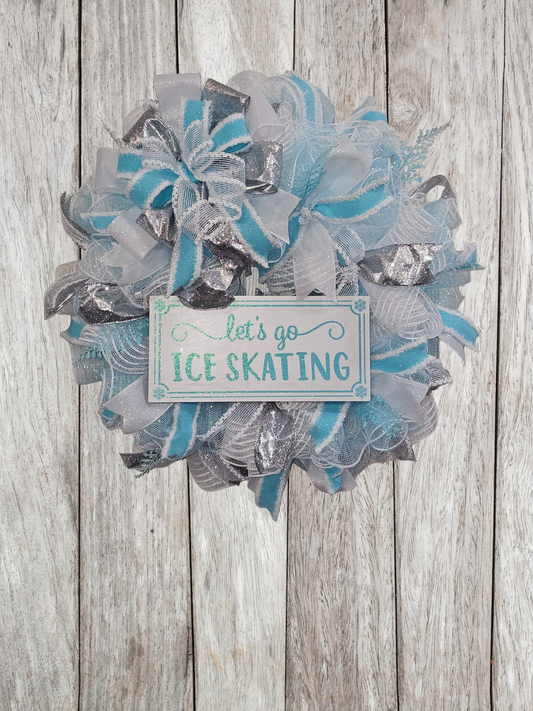 ❄️ Winter Wonderland Ice Skating Wreath ⛸️