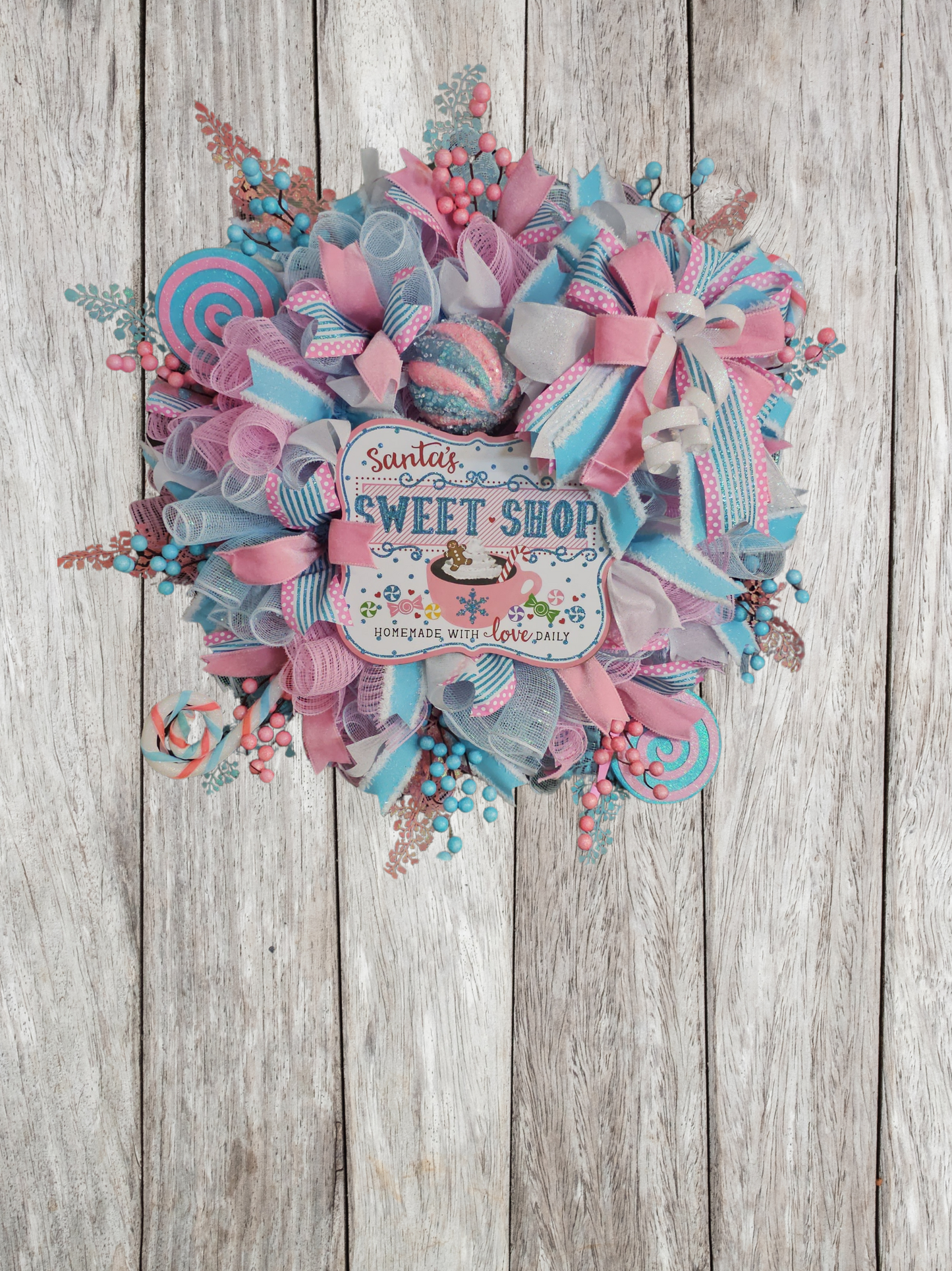SANTA’S SWEET SHOP