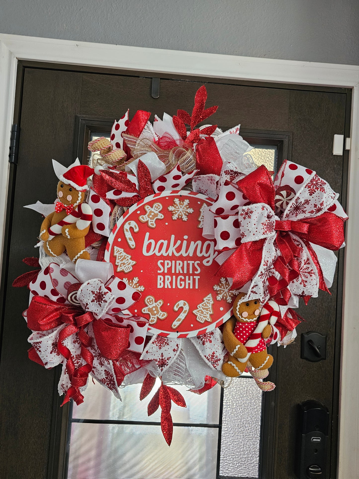 Baking Spirits Bright Wreath
