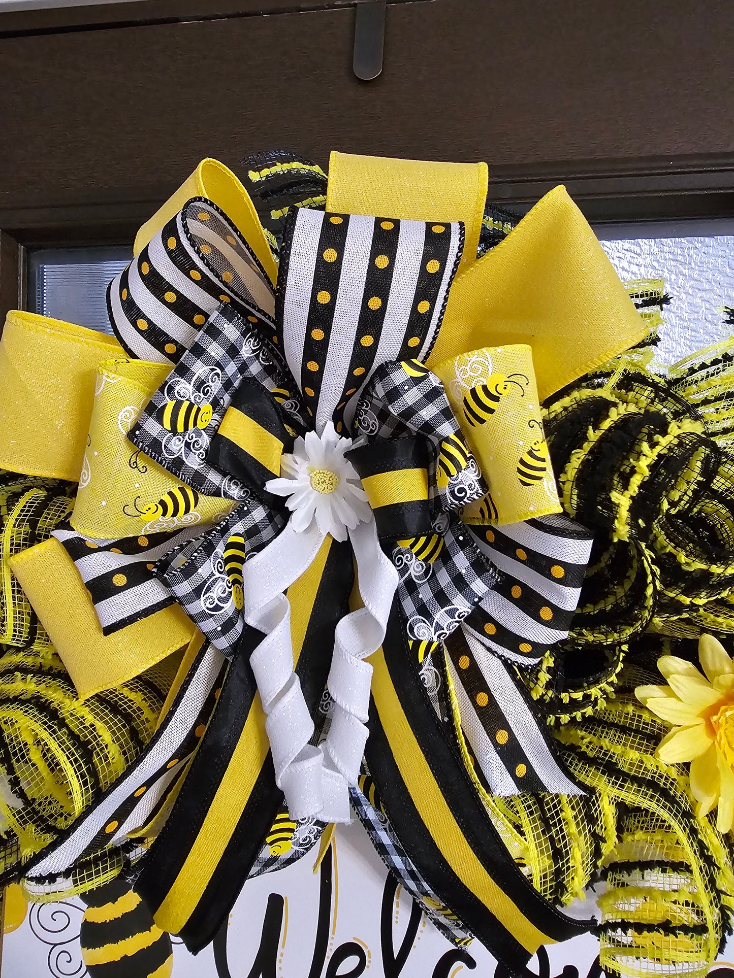 Bee Welcome Wreath (Yellow & Black)