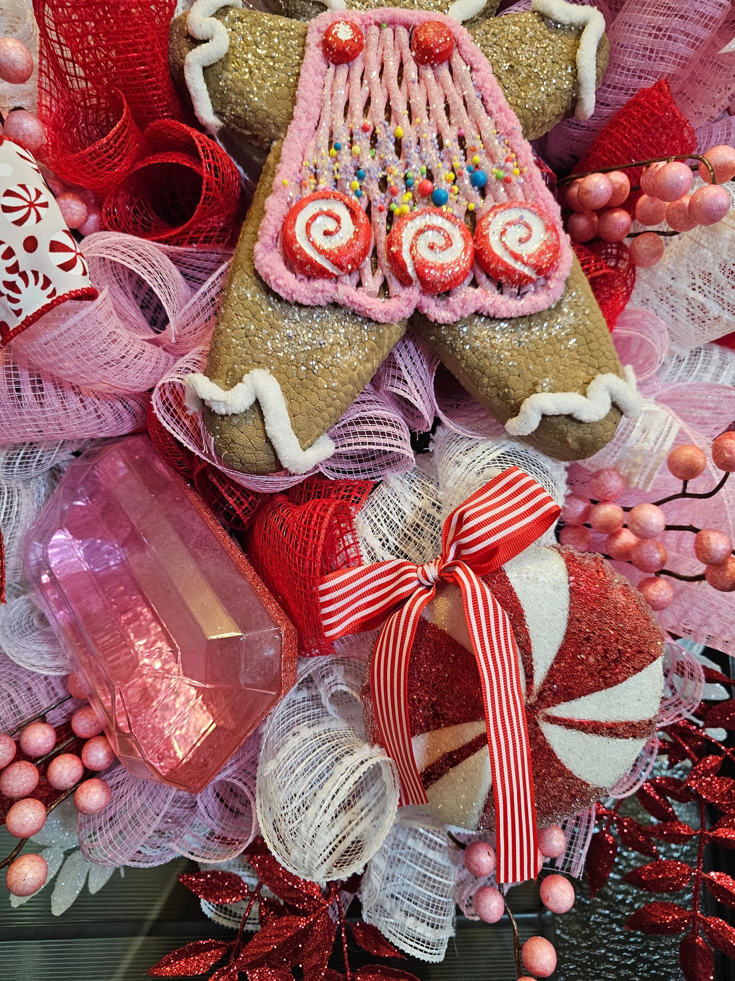 Gingi Girl Christmas Wreath – Sweet Holiday Delight!