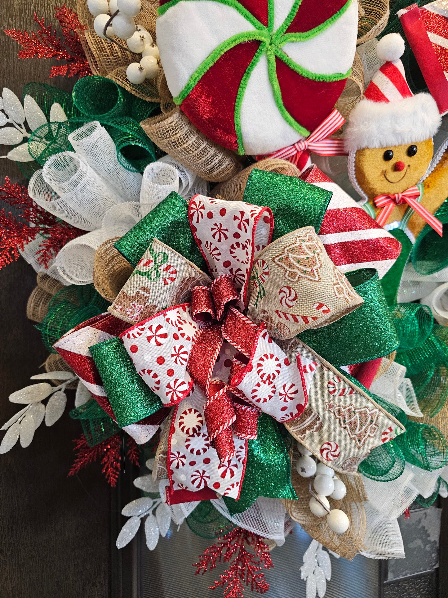 Gingerbread Delight Christmas Wreath