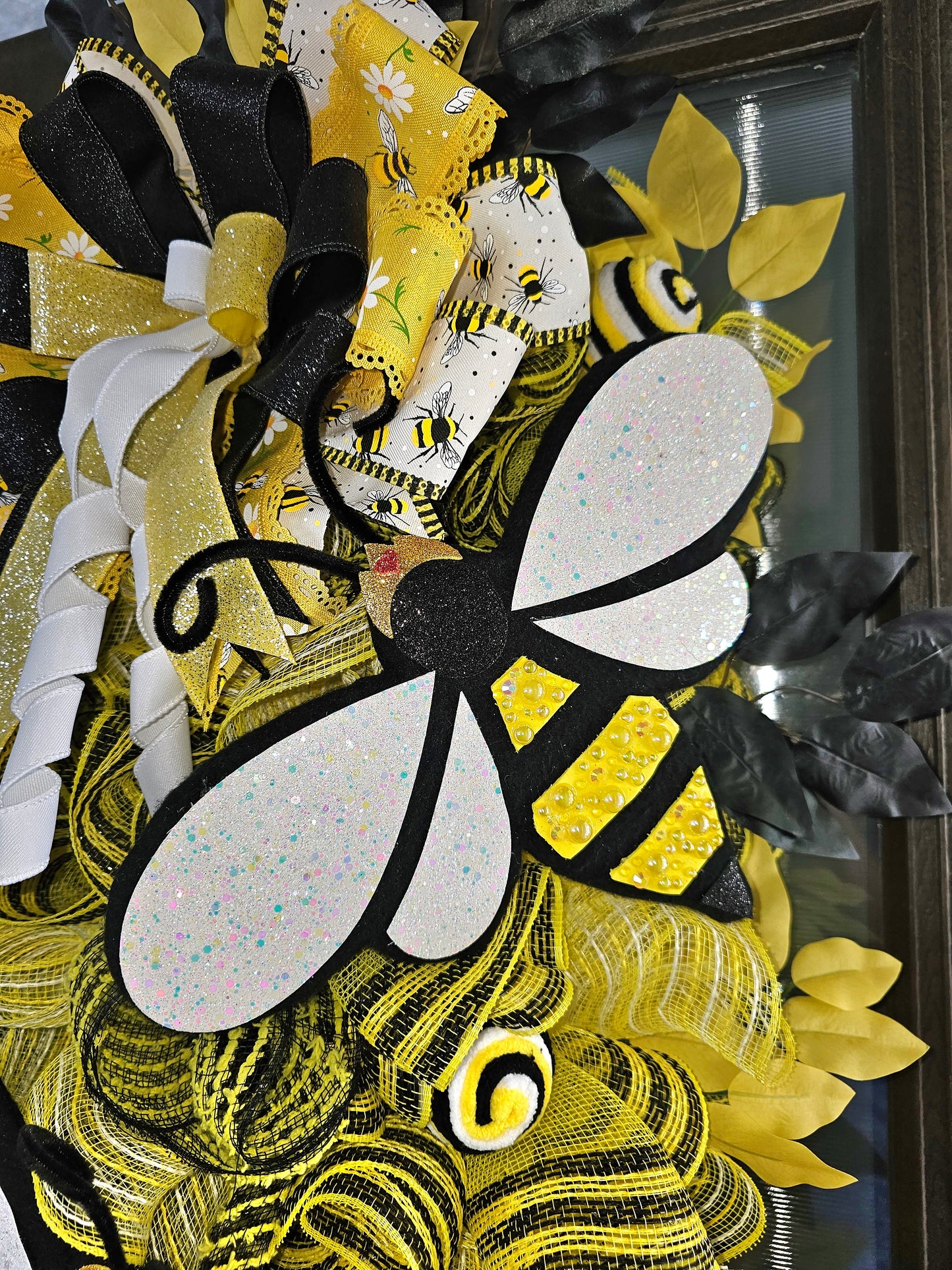 Queen Bee Swag Front Door Decor – Handcrafted Black, Yellow and White Bee Door Hanger