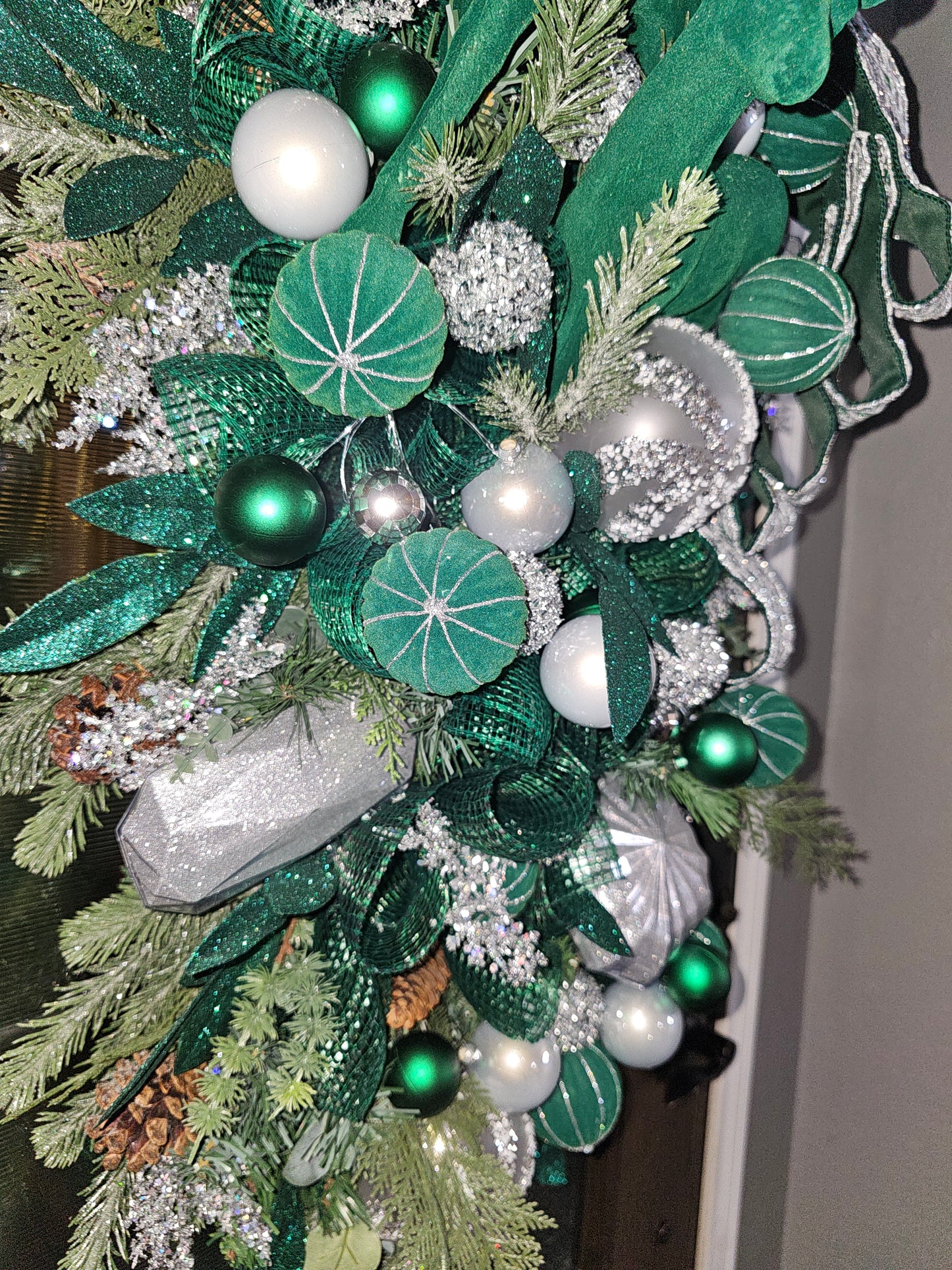 Emerald Frost Reindeer Winter Swag