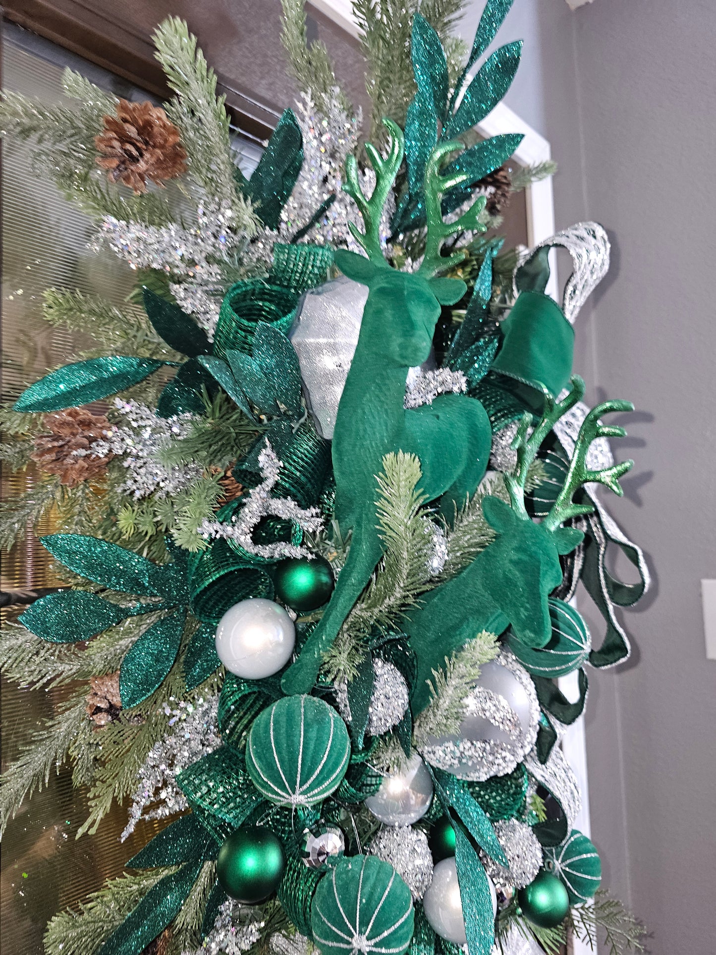 Emerald Frost Reindeer Winter Swag