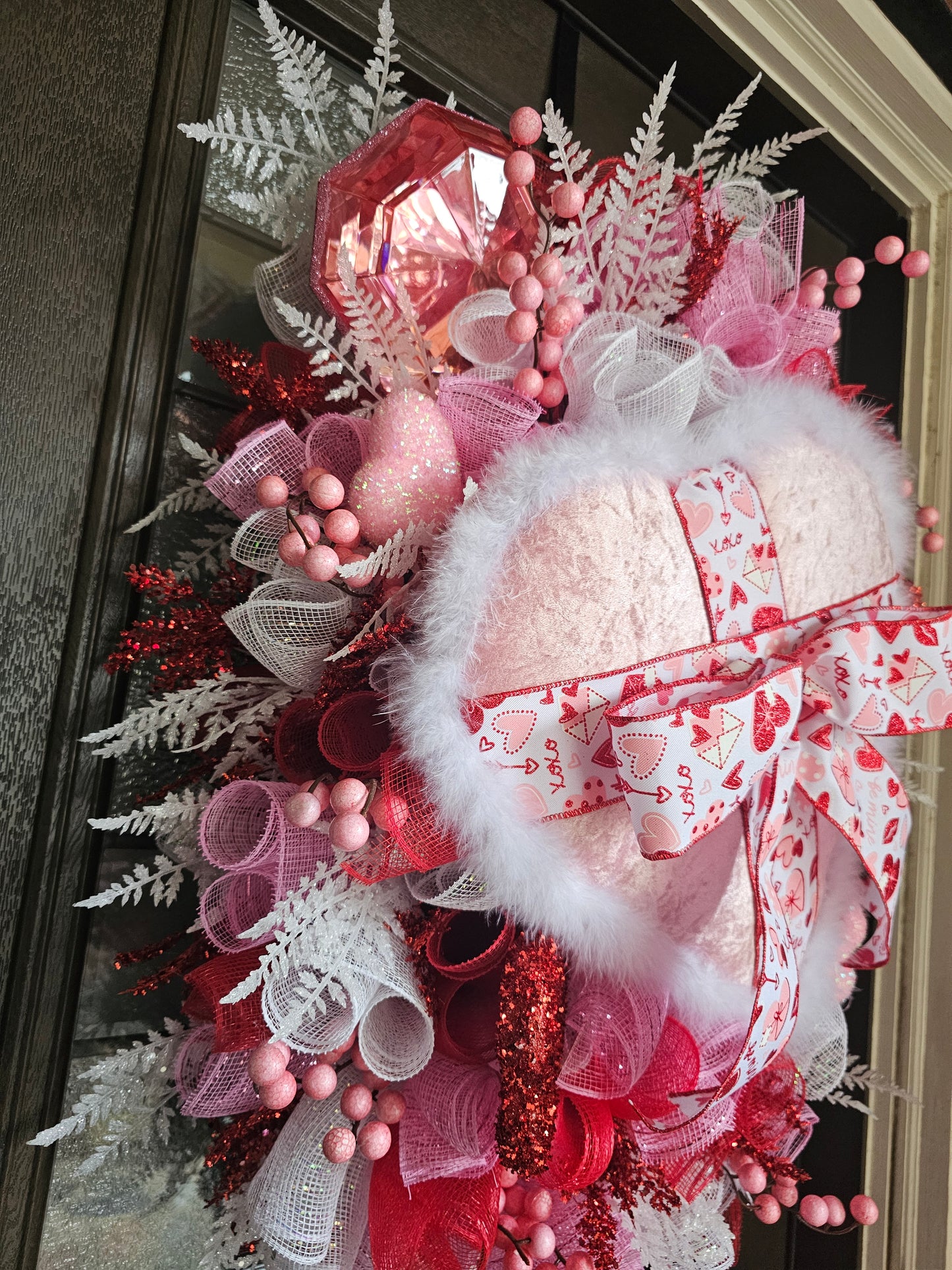 Blushing Hearts Valentine Wreath