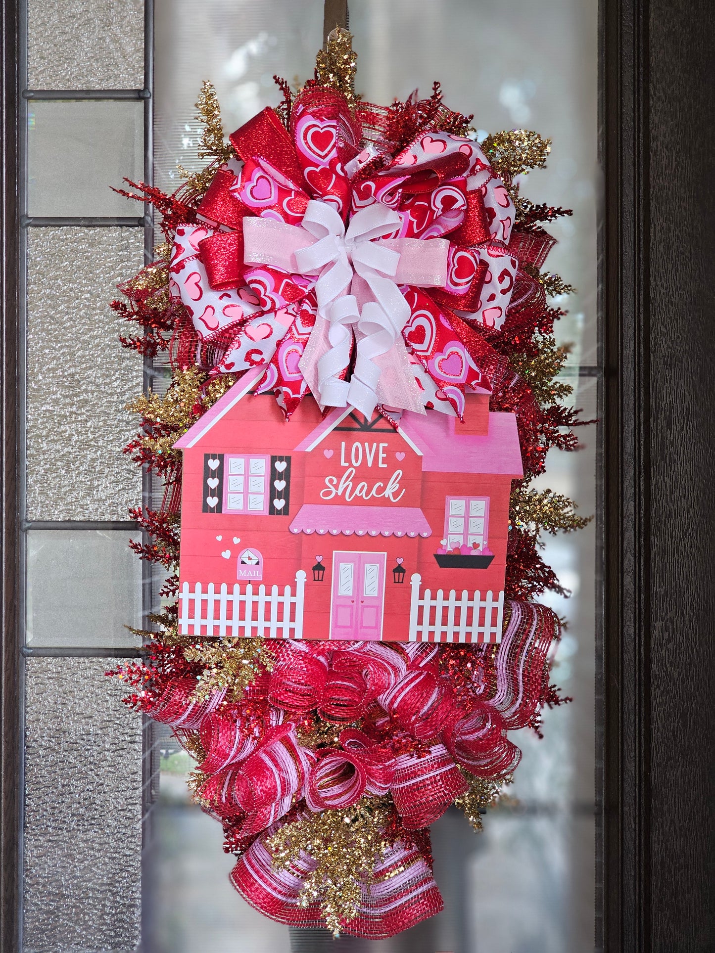 “Love Shack” Valentine Door Swag