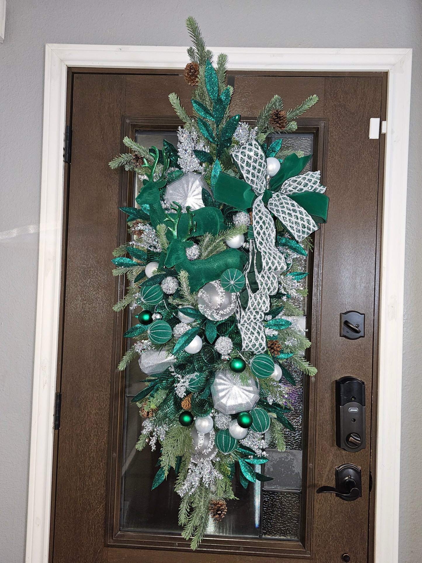 Emerald Frost Reindeer Winter Swag
